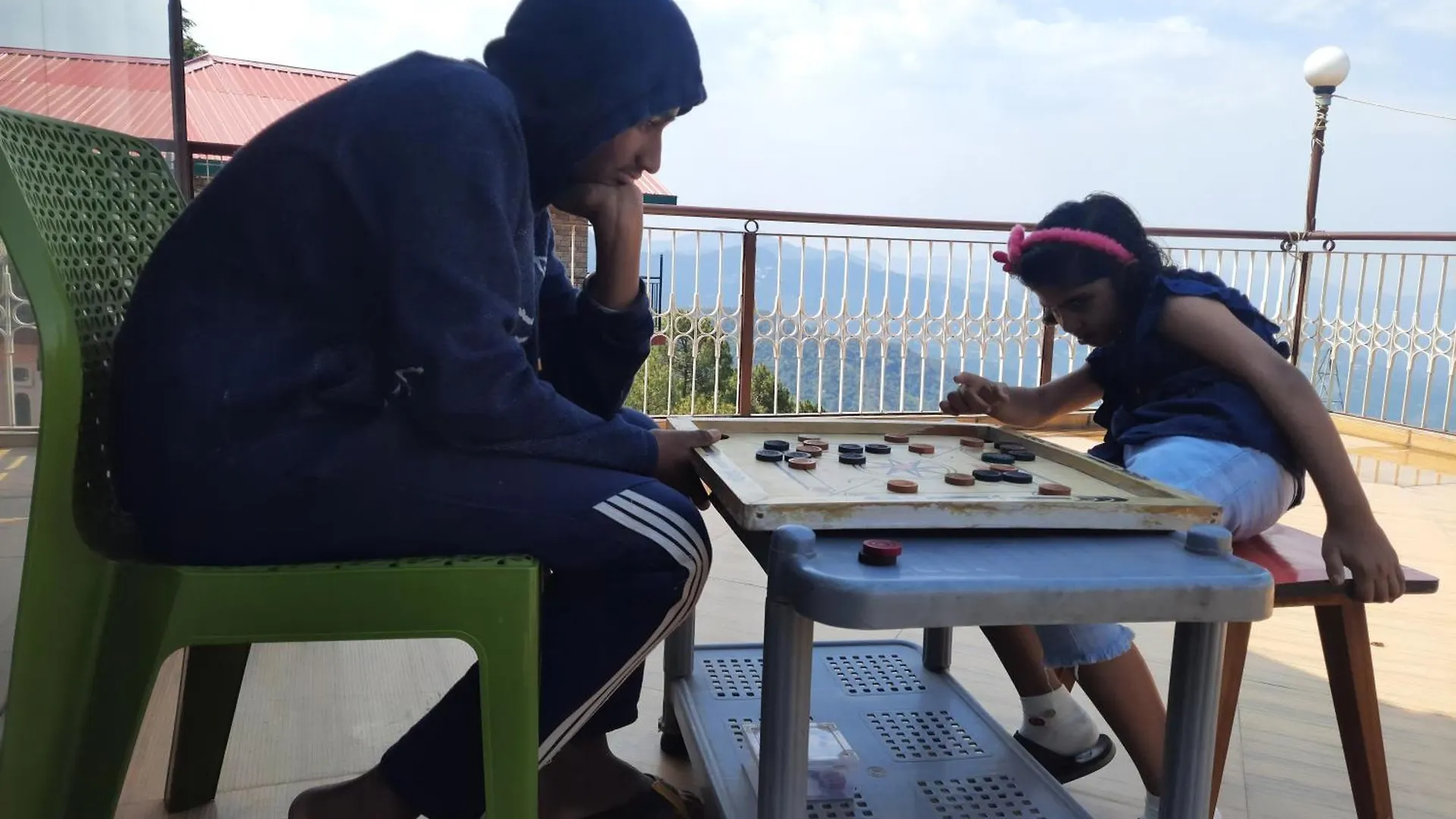ベッド・アンド・ブレックファスト Om Niwas Homestay シムラー