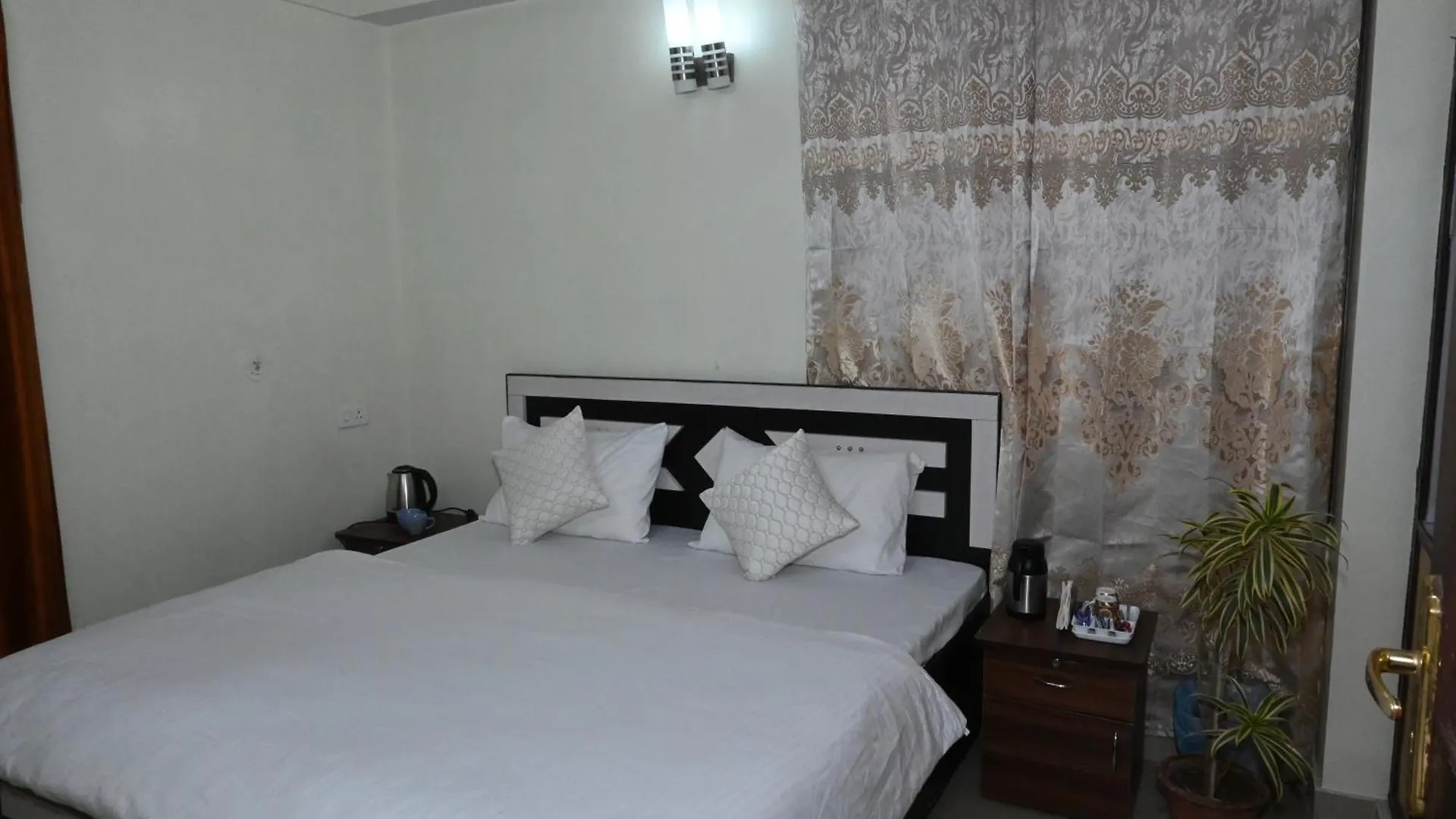 Om Niwas Homestay シムラー