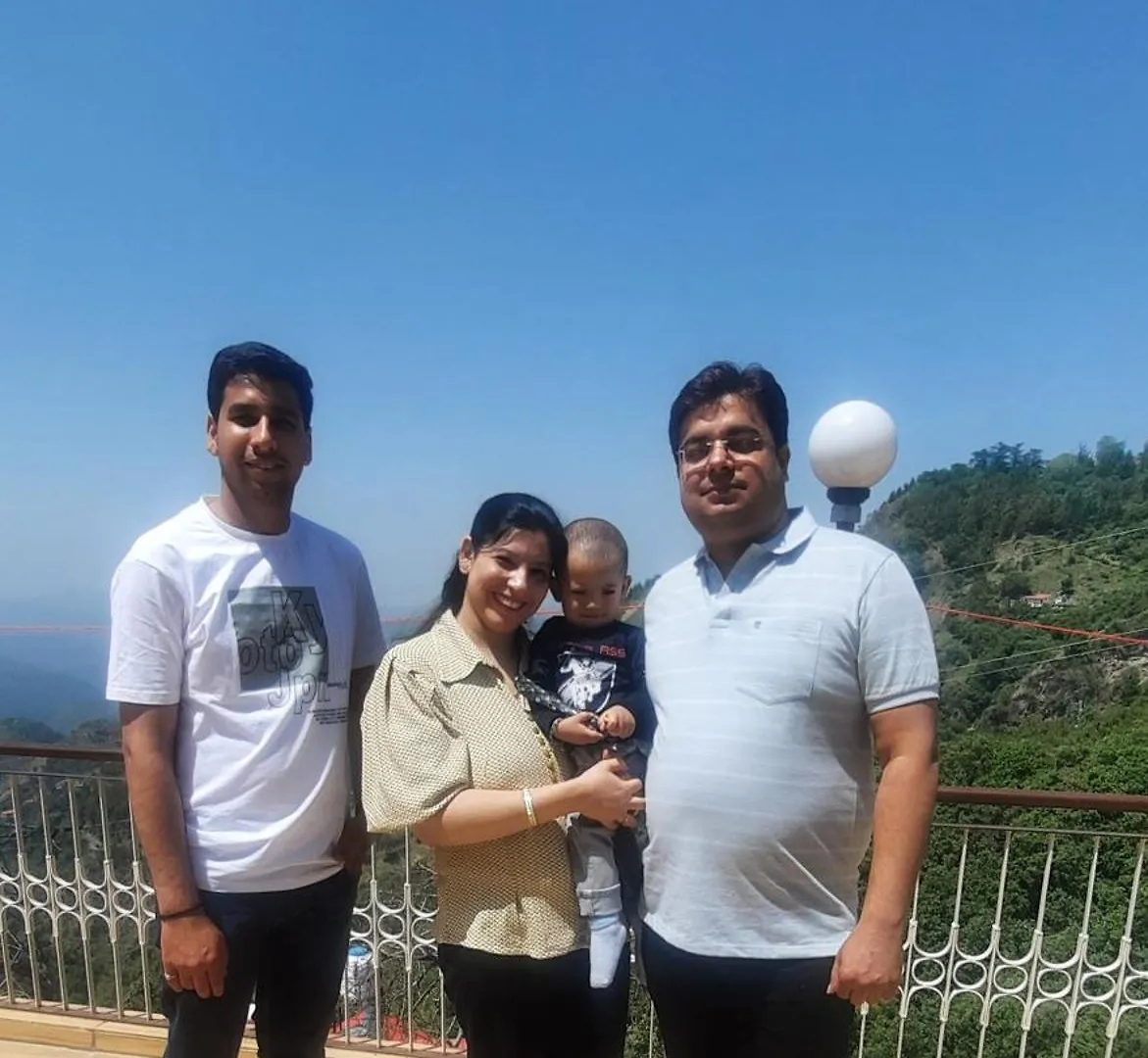 ベッド・アンド・ブレックファスト Om Niwas Homestay シムラー