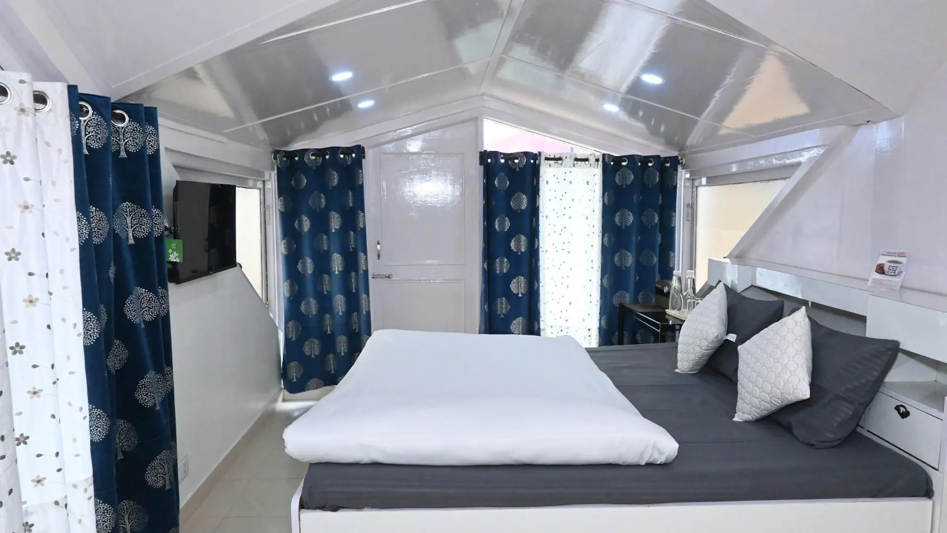 Om Niwas Homestay シムラー